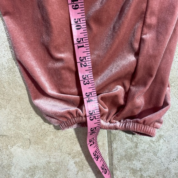 ELOQUII Like Pink Velvet Balloon Sleeves V-Neck Tie Waist Jumpsuit NWT 22-24 - Picture 16 of 16